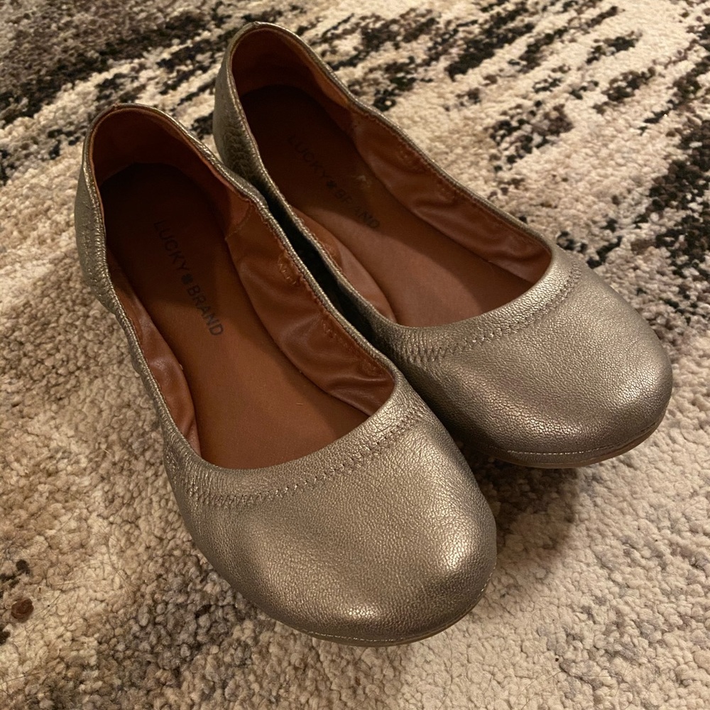 Lucky Brand Pewter Flats
